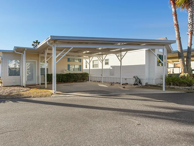 1219 Thomas Dr #91 — Photo 3