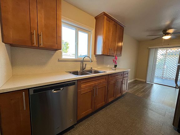 3rd image of 218 Echo Ave APT 4