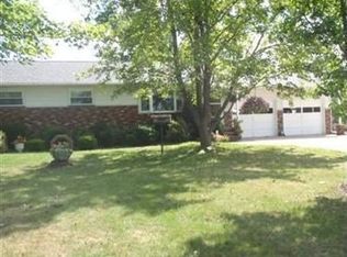 4835 Stroups Hickox Rd, West Farmington, OH 44491