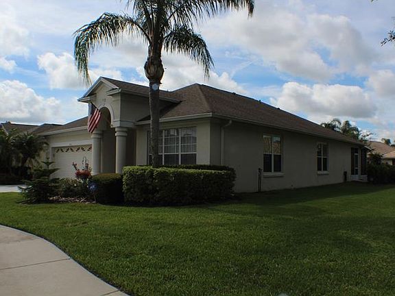 2nd image of 8002 Saint James Way
