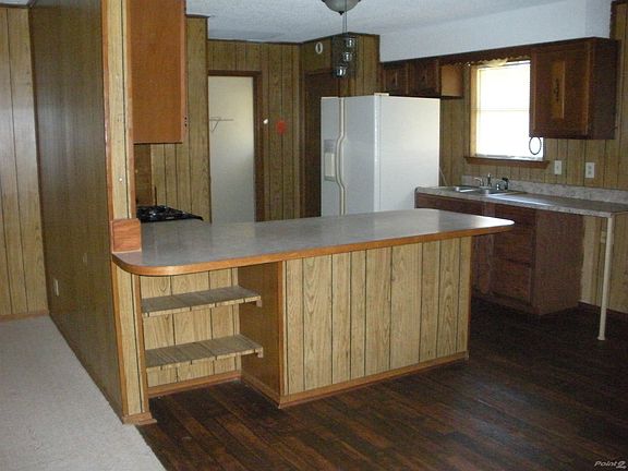 4th image of 400 N Heights Blvd