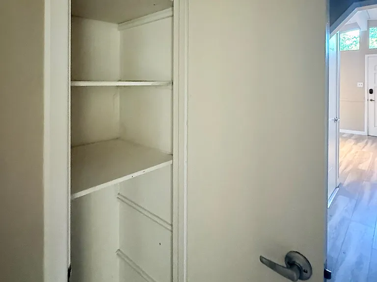 435 Dell Ave — Photo 28