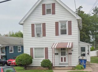 386 Lighthouse Rd #B2, East Haven, CT 06512