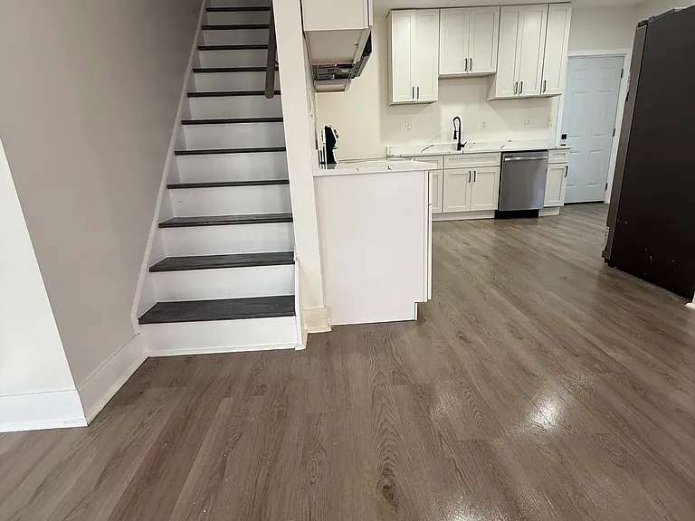 808 Winston Ave — Photo 20