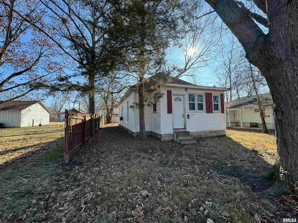 1119 S Brookside St, Centralia, IL 62801