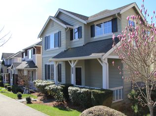 17023 Woodside Dr SE, Renton, WA 98058