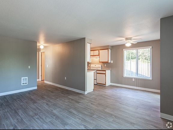 Living & Dining Area