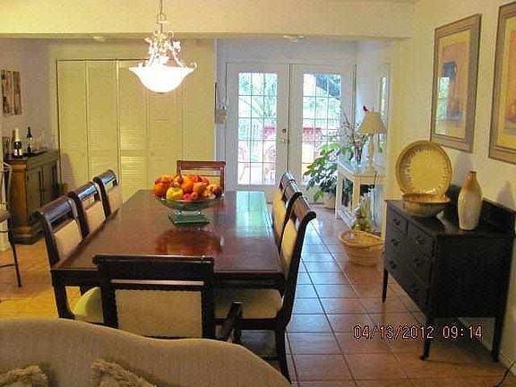 3rd image of 1025 Camarinos Dr