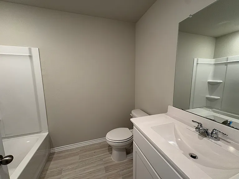 548 Mash Ln — Photo 14