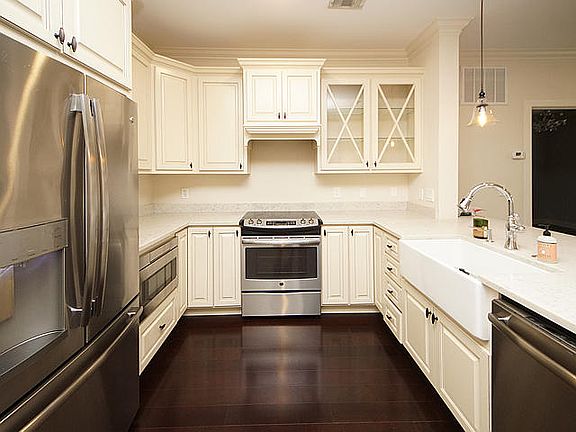 5th image of 21 George St APT 103