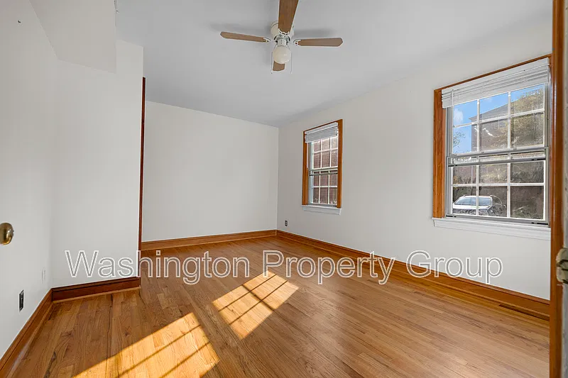 1 bed, 1.0 bath, 642 sqft, $1,950 — Photo 3