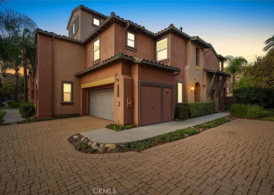 2675 Matera Ln