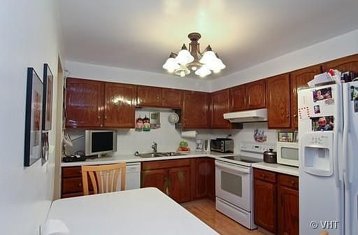 3rd image of 350 Plum Creek Dr #2121