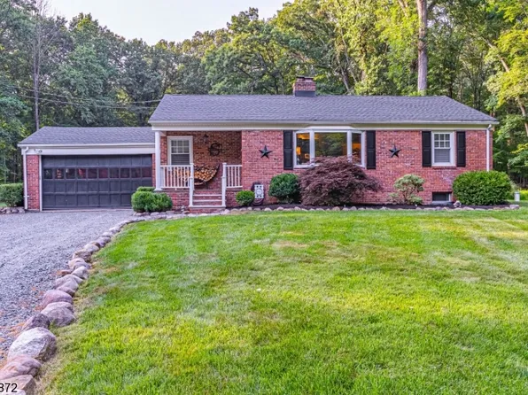 147 Meriden Rd, Rockaway Twp., NJ 07866