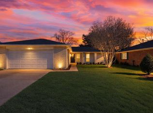 3027 Windmill St, Sugar Land, TX 77479