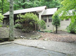 135 Green Cove Rd, Banner Elk, NC 28604