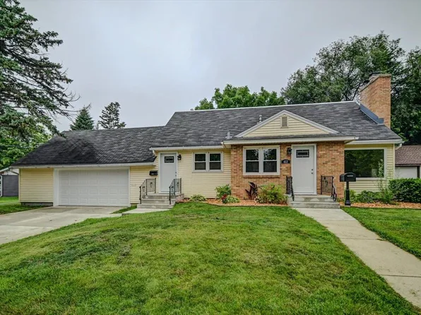 412 Martin St, Sun Prairie, WI 53590