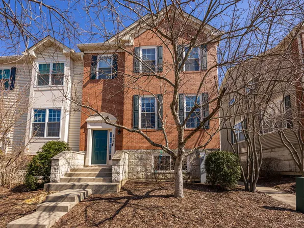 133 Willow Blvd #307, Willow Springs, IL 60480