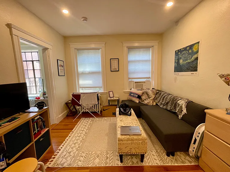 40 Linnaean St #11 — Photo 15