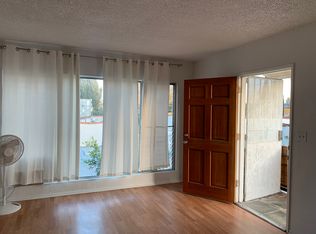 1769 Carmona Ave, Los Angeles, CA 90019