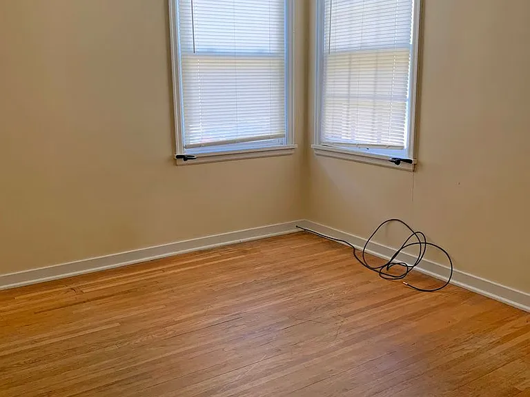 525 S Broad St — Photo 7