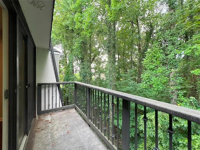 3312 Pine Heights Dr NE — Photo 25