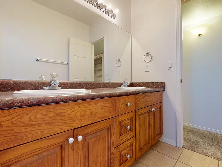 6256 Escondido Dr — Photo 29