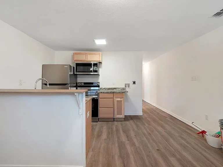 2147 Keith St — Photo 8