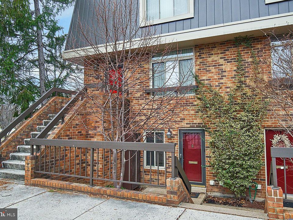 1st image of 1609 S Hayes St APT A