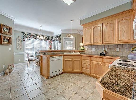 2nd image of 2533 Firethorn Ct