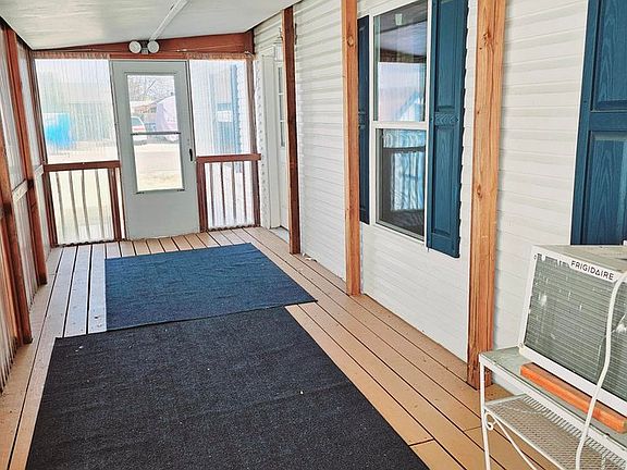 5th image of 900 Mountain View Ave #113