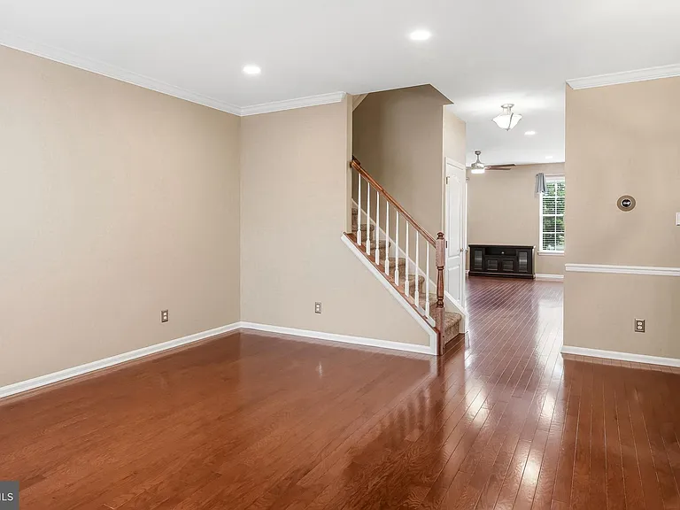 53 Overlook Dr — Photo 9
