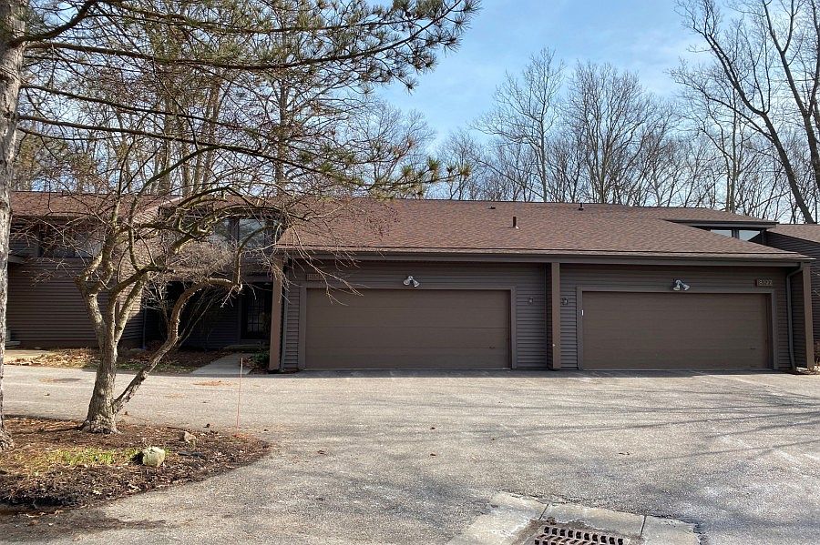 1st image of 8195 Stoney Brook Dr