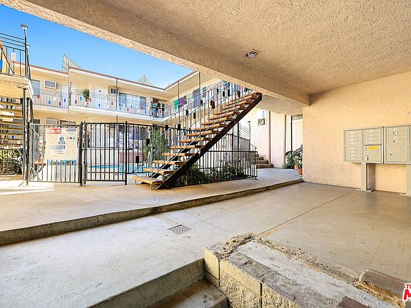 4th image of 8924 Van Nuys Blvd