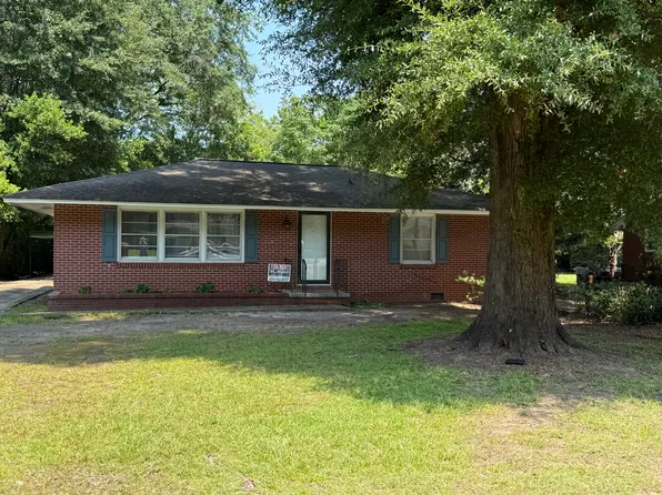 2573 Delano Dr, Macon, GA 31204