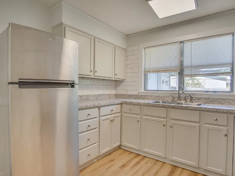 3371 Wellington Rd — Photo 9