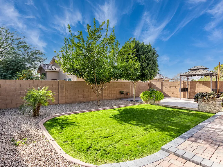 6521 W Pomo St — Photo 22