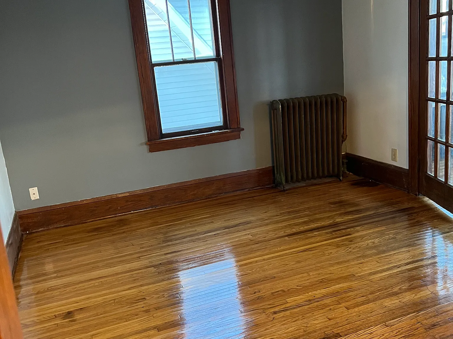 2 bed, $1,400 — Photo 1