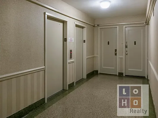 Sold by LoHo Realty | media 4