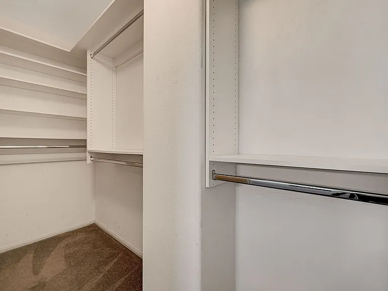 10420 September Flower St — Photo 26
