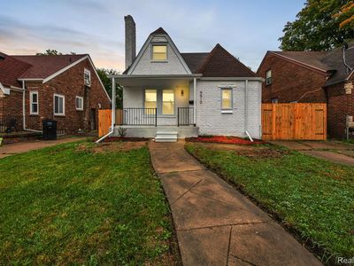 9910 Robson St, Detroit, MI, 48227