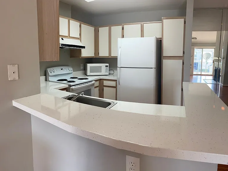 4408 Silverbrook Ln #K301 — Photo 6