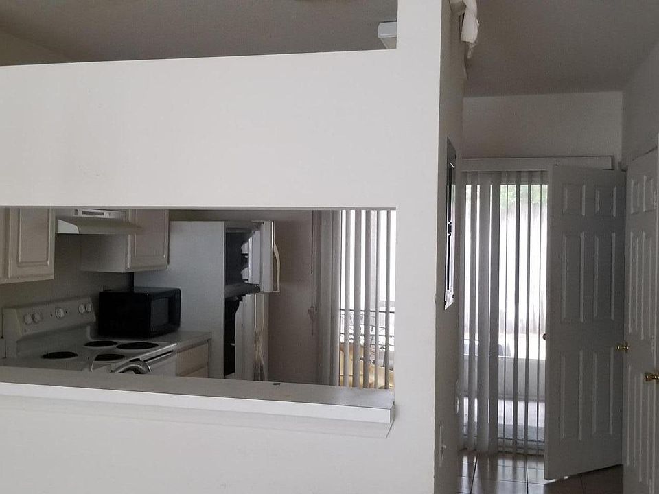 2nd image of 8230 DAMES POINT CROSSING Boulevard #1005