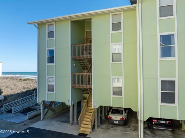 918 N New River Drive #116, Surf City, NC 28445