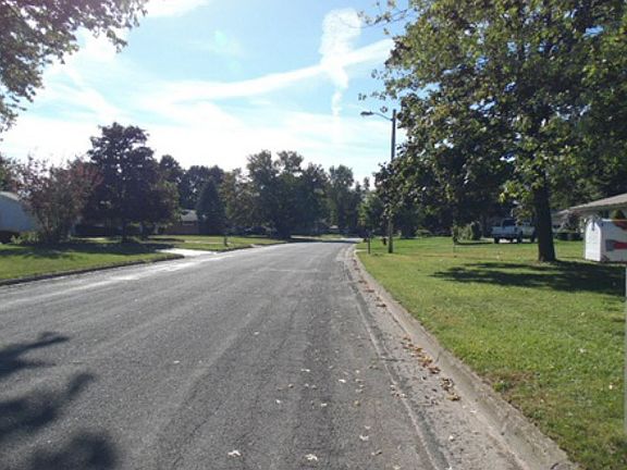 5th image of 911 River Acres Dr