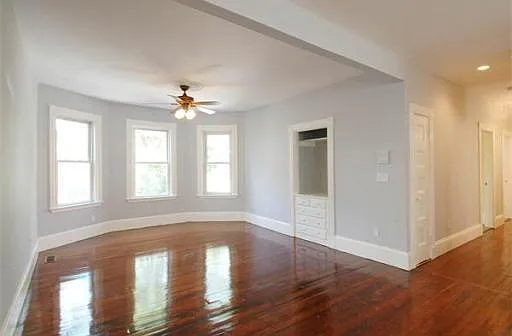 6 bed, 2000 sqft, $9,000 — Photo 4