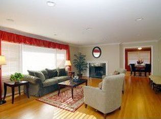 6529 N Le Mai Ave, Lincolnwood, IL