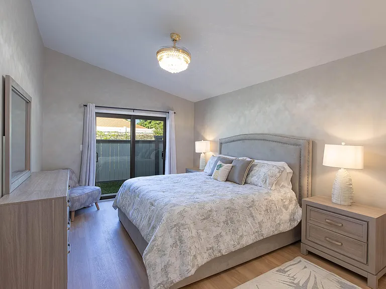 2478 Bedford Mews Dr — Photo 7