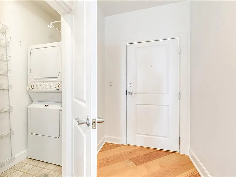 325 E Paces Ferry Rd NE #1905 — Photo 36