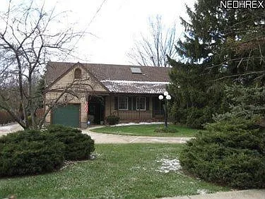 2474 Bradley Rd photo 1